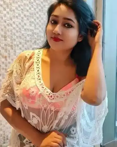 Escort Nakhatrana